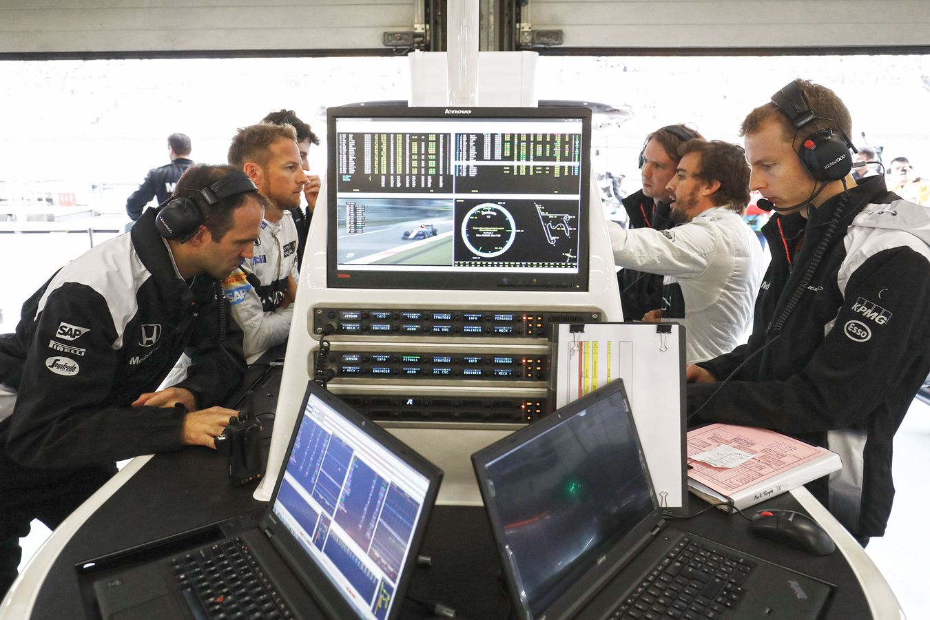 How to Make a Winning Race Car Setup